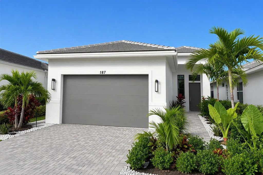 187 Se Via Sangro, Port St. Lucie