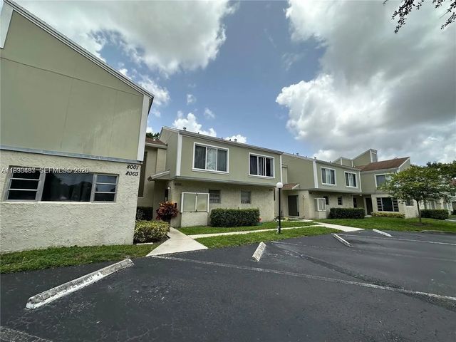2 of 15 - 8005 Lagos De Campo Boulevard #l-4, Tamarac, FL