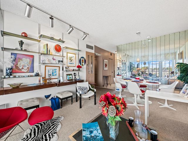 4 of 21 - 2500 E Las Olas Boulevard #404, Fort Lauderdale, FL