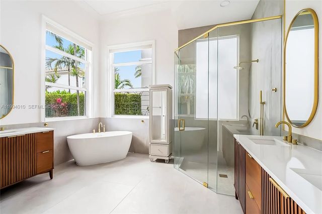 5 of 39 - 920 Captiva Drive, Hollywood, FL