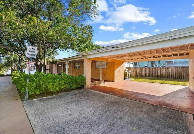 2 of 17 - 101 S Colorado Avenue, Stuart, FL