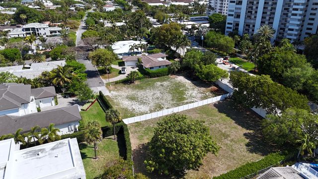5 of 10 - 3 Winnebago Road, Sea Ranch Lakes, FL