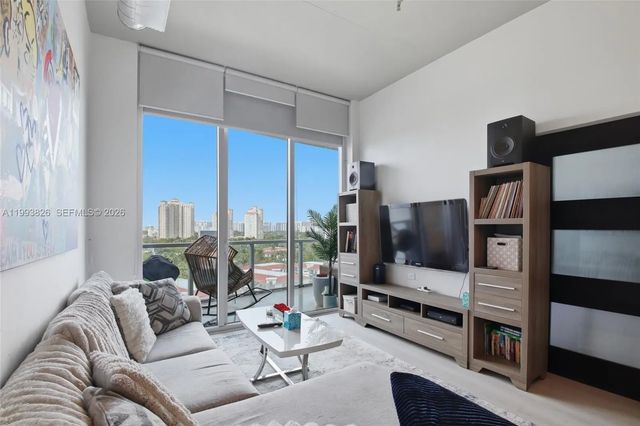 2 of 43 - 3029 Ne 188th Street #904, Aventura, FL