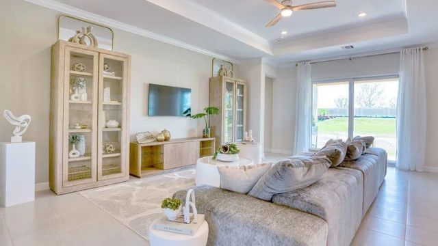4 of 10 - 1389 Se Willow Oaks Street, Port St. Lucie, FL