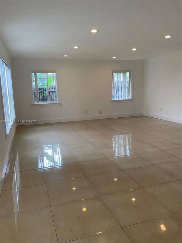 3 of 25 - 1970 Nw 192nd Terrace, Miami Gardens, FL