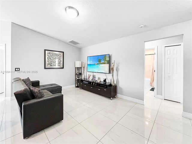 5 of 24 - 1017 Fraser Place, , FL