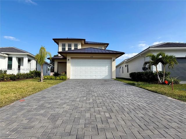 4 of 71 - 312 Se Via Sangro, Port St. Lucie, FL