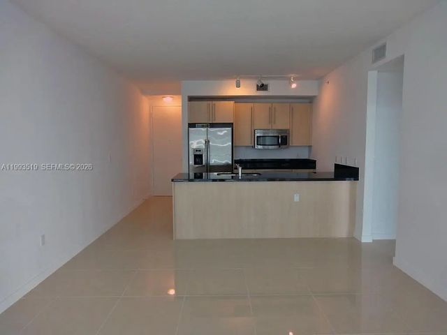 3 of 17 - 1111 Sw 1 Avenue #1715-n, Miami, FL