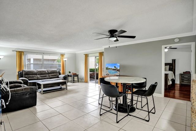 5 of 21 - 12215 Royal Palm Boulevard #4q, Coral Springs, FL