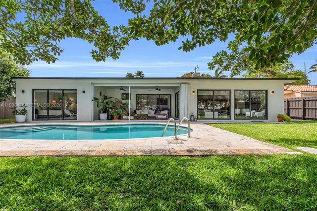 2025 Arch Creek Drive, North Miami