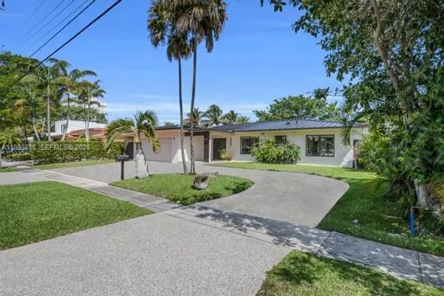 3 of 40 - 2025 Arch Creek Drive, North Miami, FL