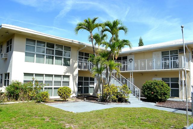 2633 Middle River Drive #1-6, Fort Lauderdale