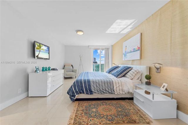 5 of 58 - 100 Bayview Drive #507, Sunny Isles Beach, FL
