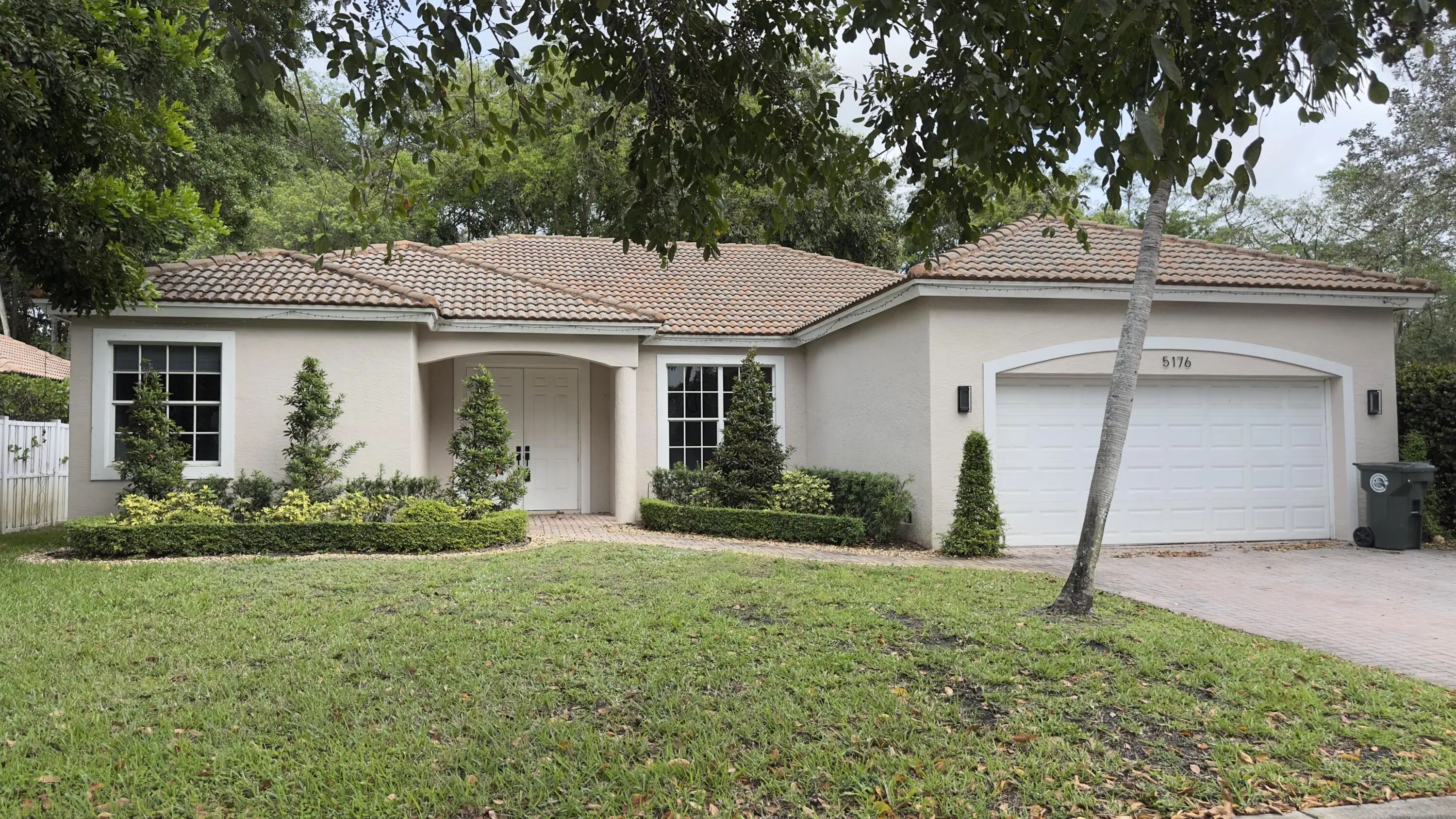5176 Nw 50th Terrace, Coconut Creek