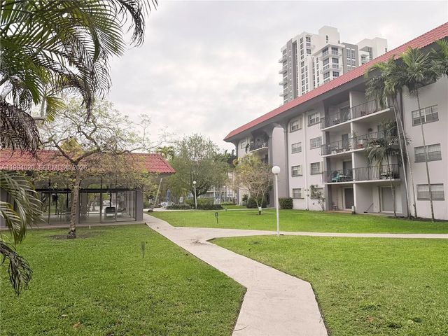 2 of 20 - 8101 Sw 72nd Avenue #403w, Miami, FL