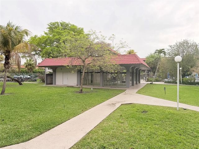 3 of 20 - 8101 Sw 72nd Avenue #403w, Miami, FL
