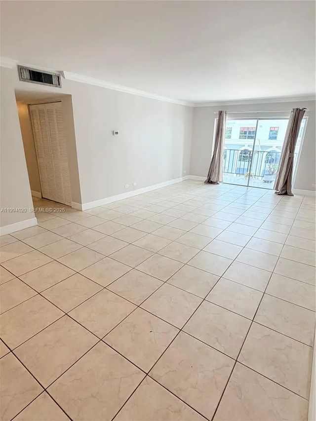 5 of 20 - 8101 Sw 72nd Avenue #403w, Miami, FL