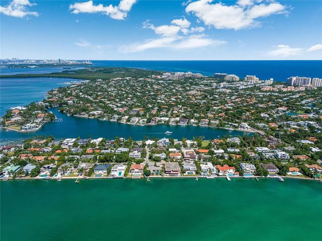640 S Mashta Drive, Key Biscayne