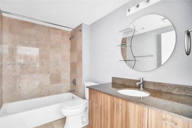 3 of 30 - 6305 Indian Creek Drive #3b, Miami Beach, FL