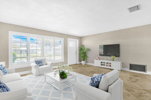 4 of 35 - 110 Nw 24th Court, Pompano Beach, FL
