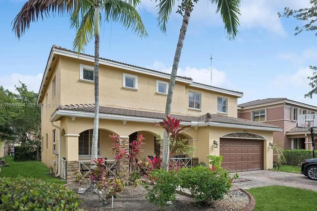 2 of 46 - 20507 Nw 9th Avenue, Miami Gardens, FL
