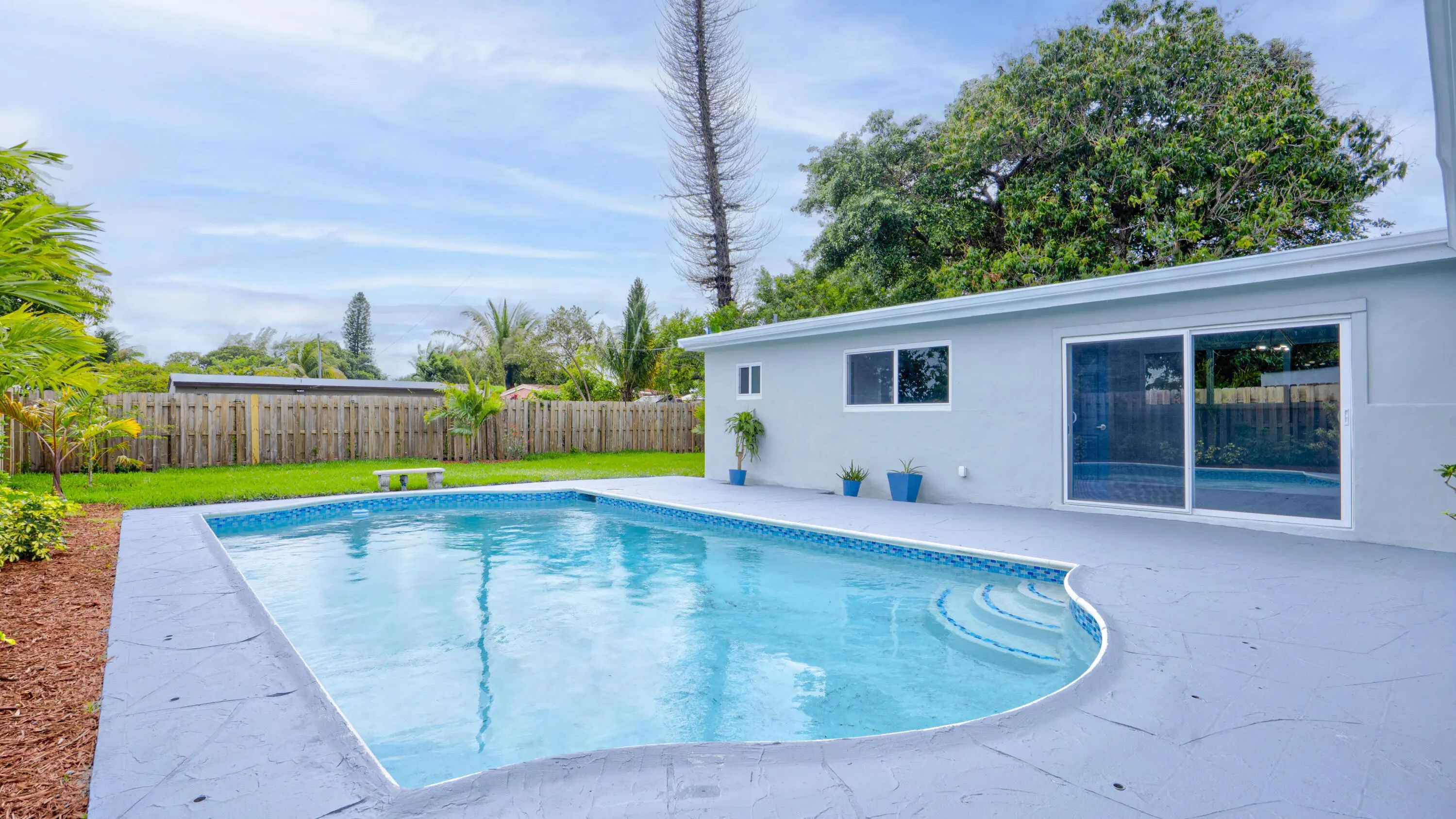 1760 Nw 18th Street Nw, Fort Lauderdale