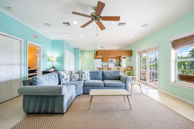 2 of 49 - 2761 Geary Street, , FL