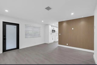 Photo of Listing #B26010681