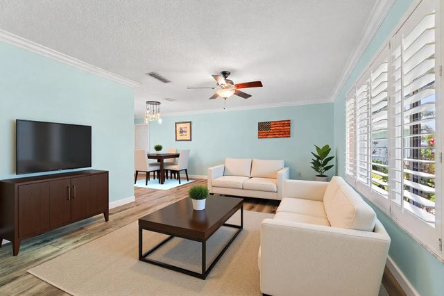 5 of 29 - 106 Chapel Lane, Tequesta, FL
