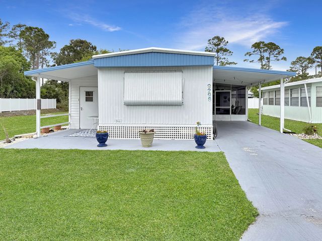 9296 Sw Michelle Drive, Stuart