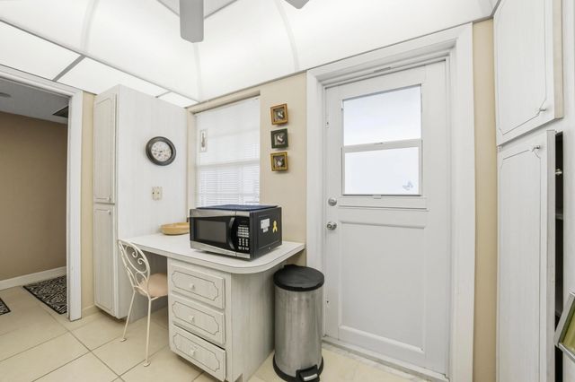 5 of 25 - 3100 N Palm Aire Drive #208, Pompano Beach, FL