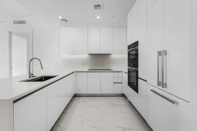 4 of 67 - 220 Lake Shore Drive #1415, Lake Park, FL