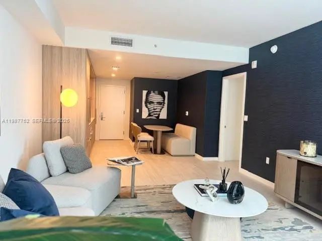 5 of 34 - 77 Se 5th Street #2708, Miami, FL