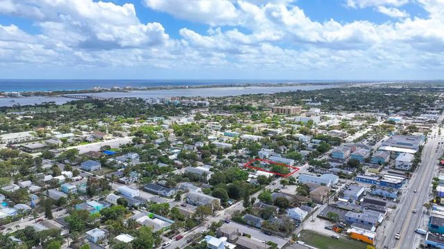 5 of 6 - 714 N 4th Ave Avenue N, Lake Worth Beach, FL