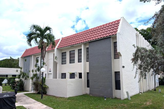 3199 Coral Hills Drive #2, Coral Springs