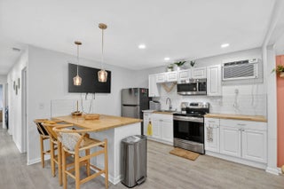 Photo of Listing #B26015897