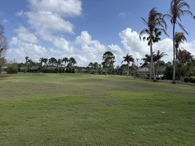 424 Nw Chipshot Lane, Port St. Lucie