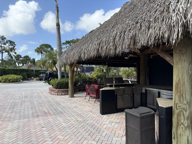 5 of 14 - 424 Nw Chipshot Lane, Port St. Lucie, FL