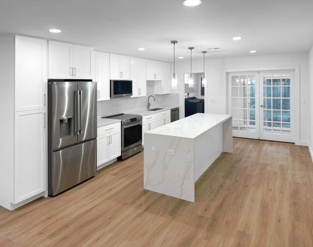 5 of 25 - 3902 Harwood Street, West Palm Beach, FL