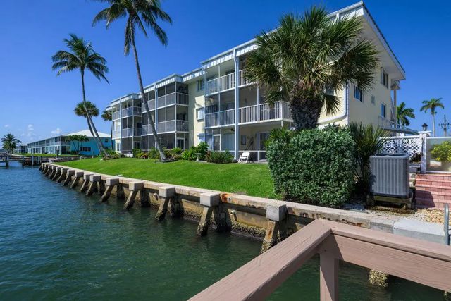 2 of 48 - 101 Doolen Court #307, North Palm Beach, FL