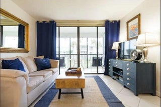 Photo of Listing #B26010931