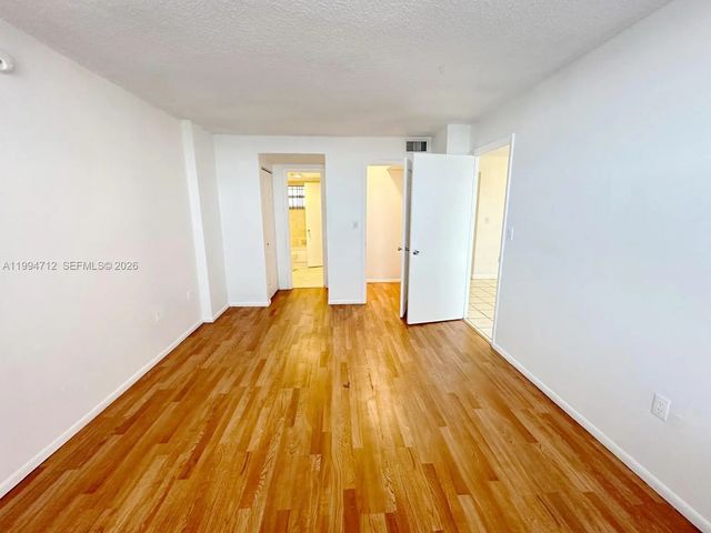 5 of 13 - 15600 Nw 7th Avenue #606, Miami, FL