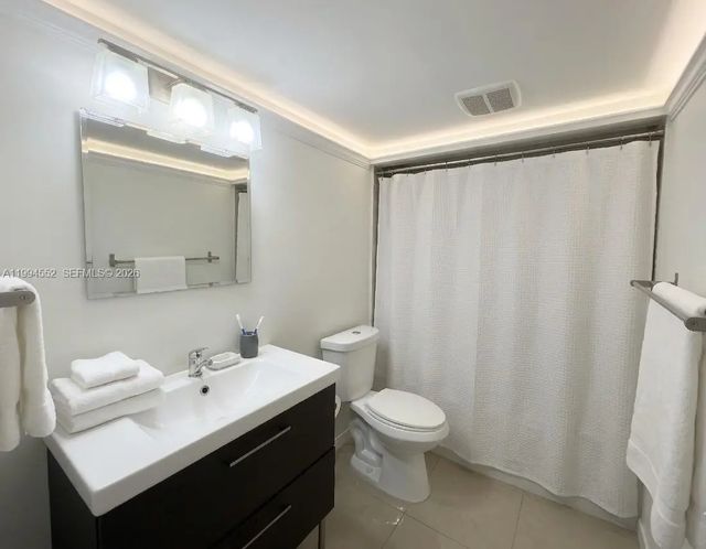3 of 17 - 1881 Middle River Drive #704, Fort Lauderdale, FL