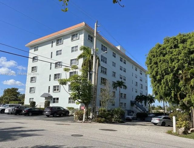 5 of 17 - 1881 Middle River Drive #704, Fort Lauderdale, FL