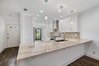 Photo of Listing #B26010991