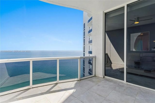 2 of 50 - 15811 Collins Avenue #4004, Sunny Isles Beach, FL