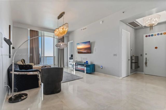 4 of 50 - 15811 Collins Avenue #4004, Sunny Isles Beach, FL