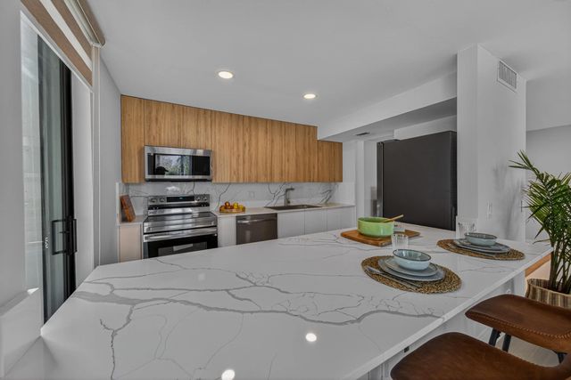 5 of 65 - 1301 River Reach Drive #110, Fort Lauderdale, FL
