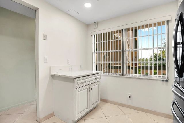 4 of 38 - 4701 Martinique Drive #k3, Coconut Creek, FL
