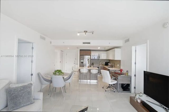 4 of 63 - 5300 Paseo Boulevard #1803, Doral, FL